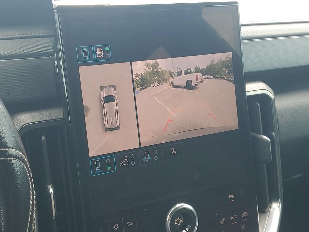 2025 GMC Acadia AT4