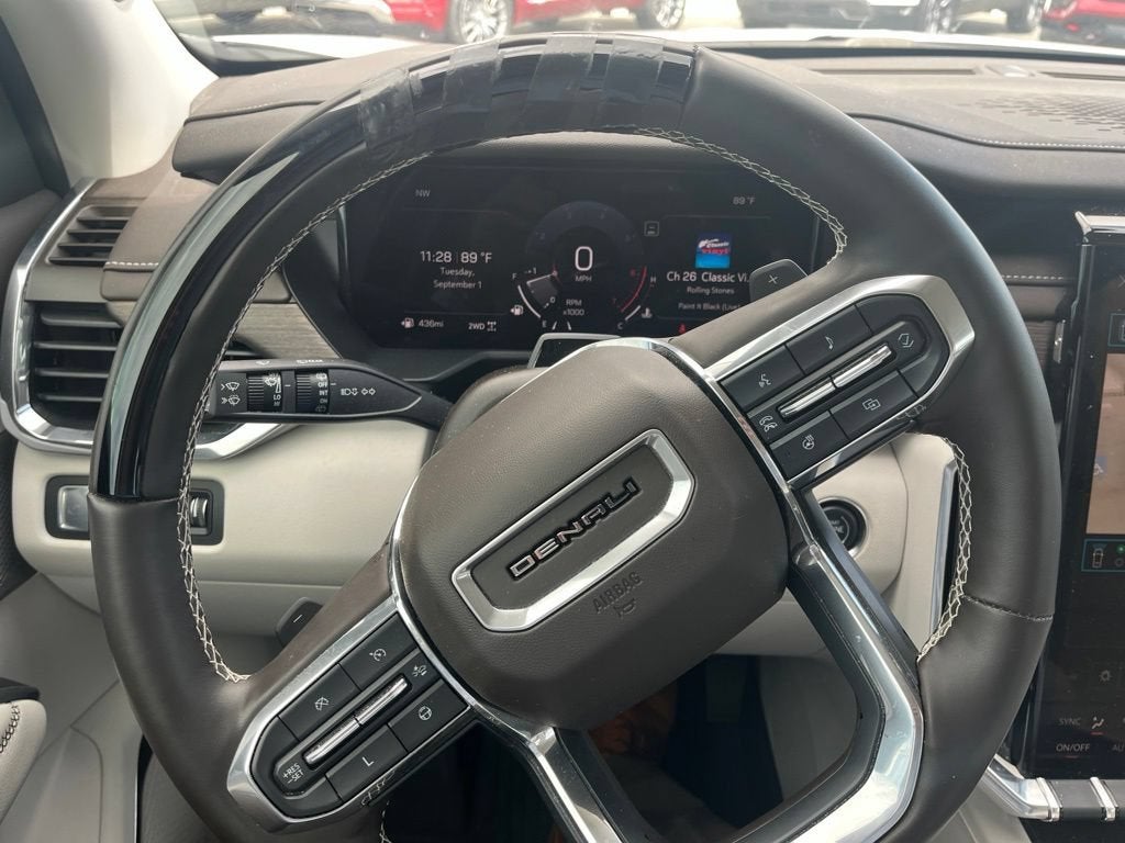 2024 GMC Acadia Denali