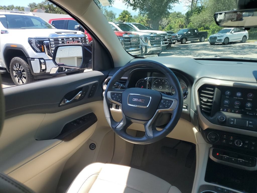 2021 GMC Acadia Denali
