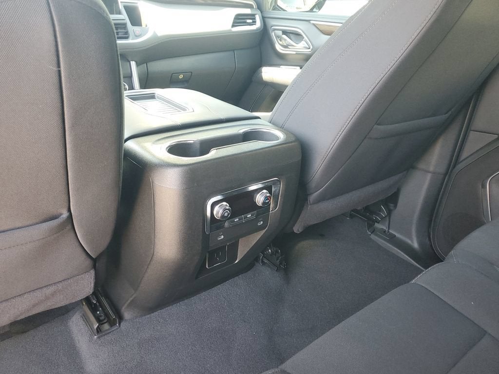 2024 GMC Yukon SLE