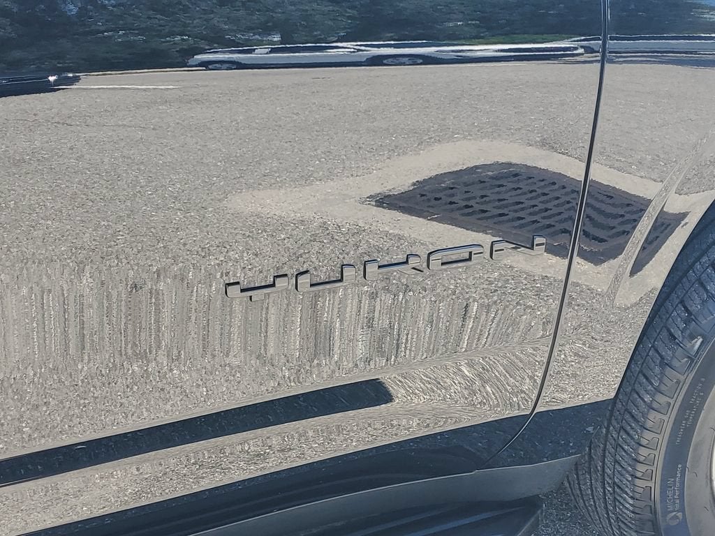 2024 GMC Yukon SLE