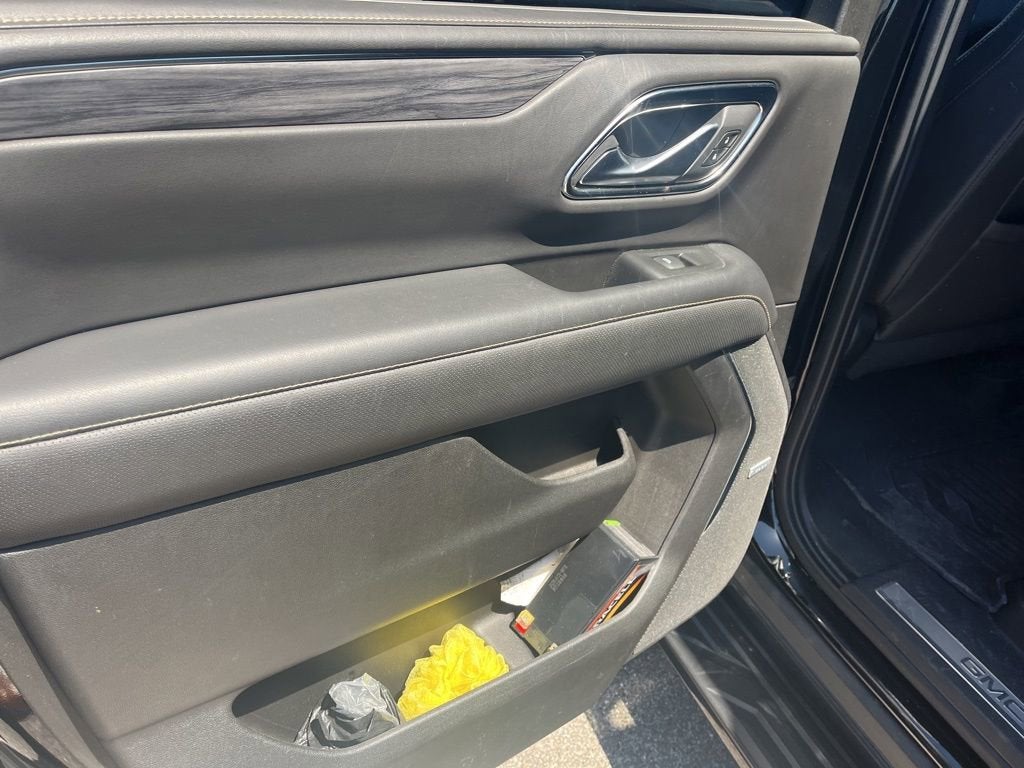 2022 GMC Yukon XL SLT