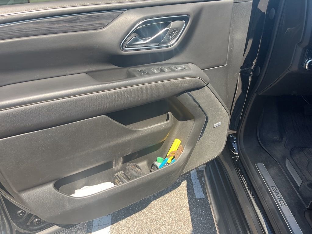 2022 GMC Yukon XL SLT