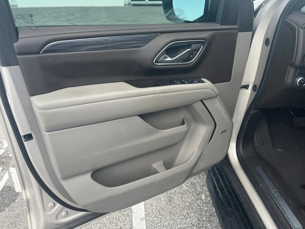 2024 GMC Yukon XL SLT
