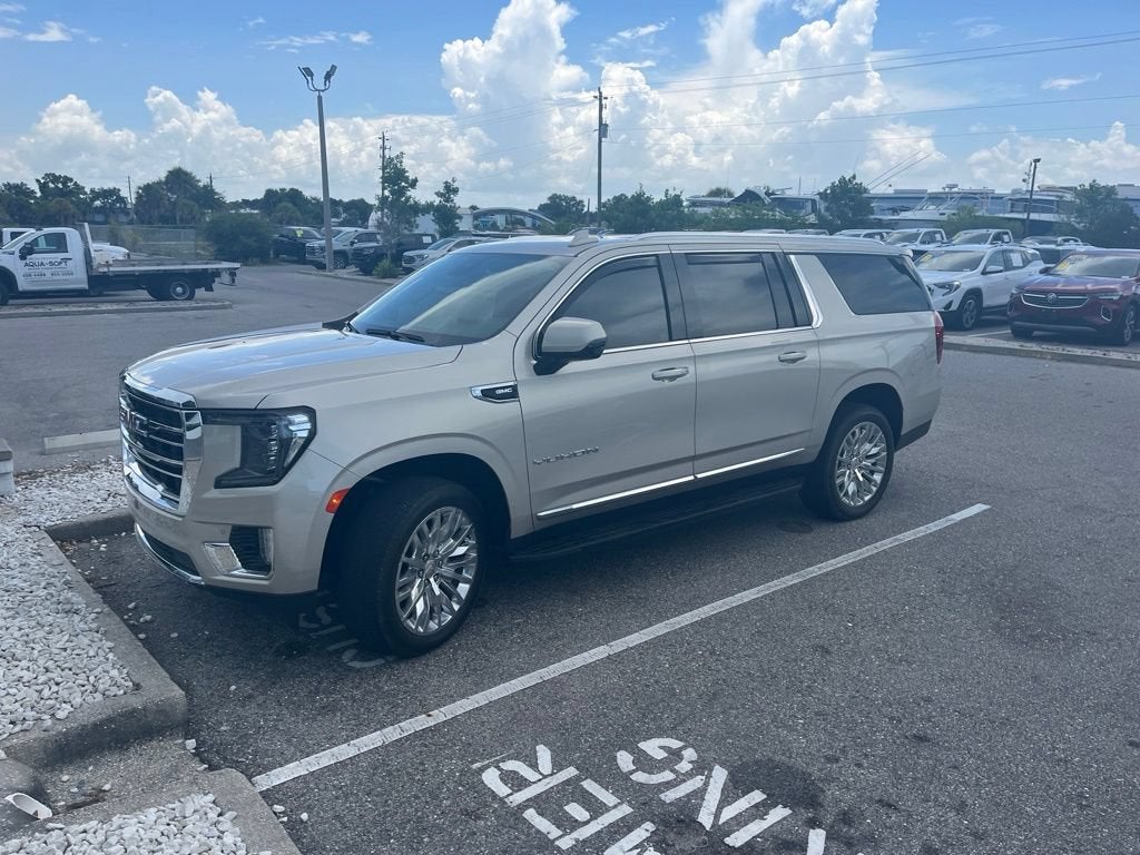 2024 GMC Yukon XL SLT