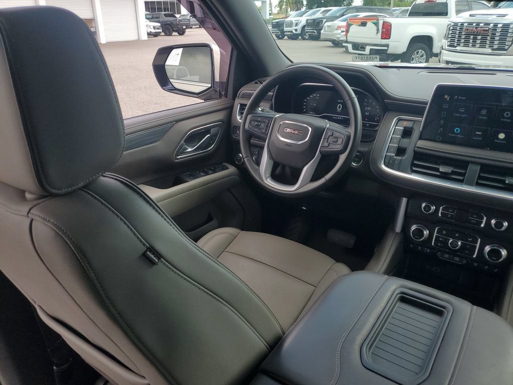 2024 GMC Yukon XL SLT
