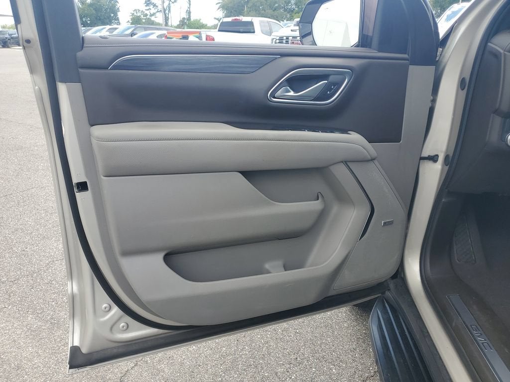 2024 GMC Yukon XL SLT