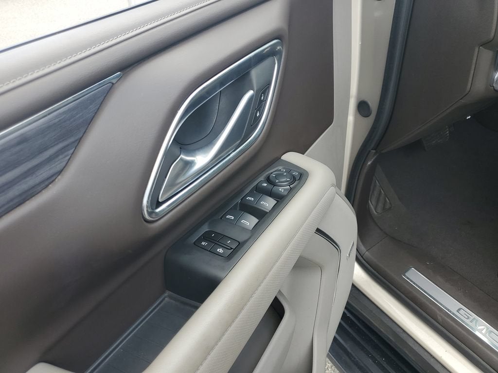 2024 GMC Yukon XL SLT