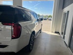 2022 GMC Yukon XL AT4