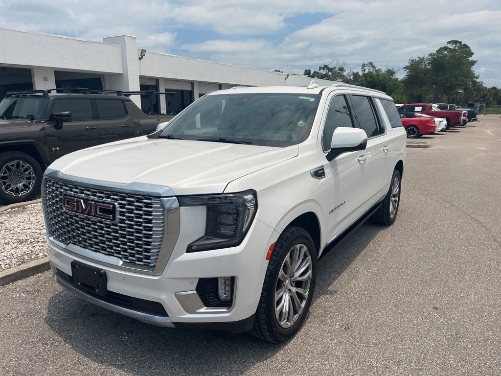 2022 GMC Yukon XL Denali