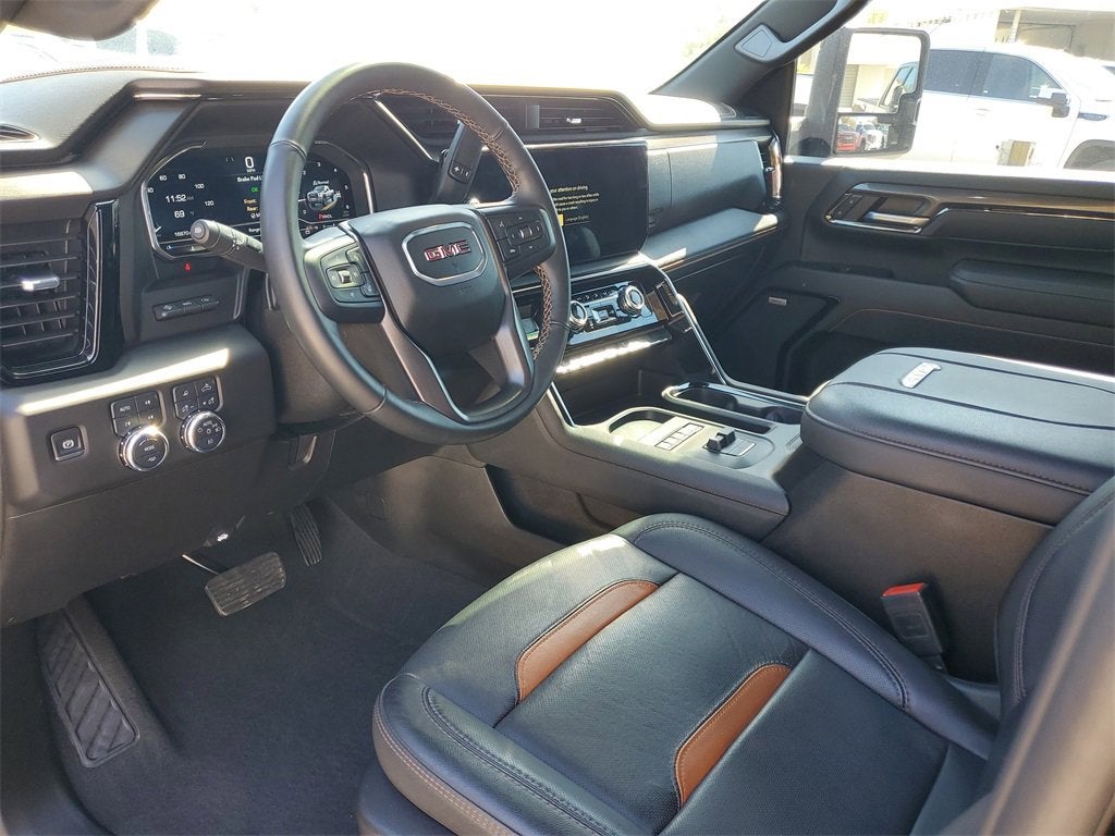 2025 GMC Sierra 3500 HD AT4