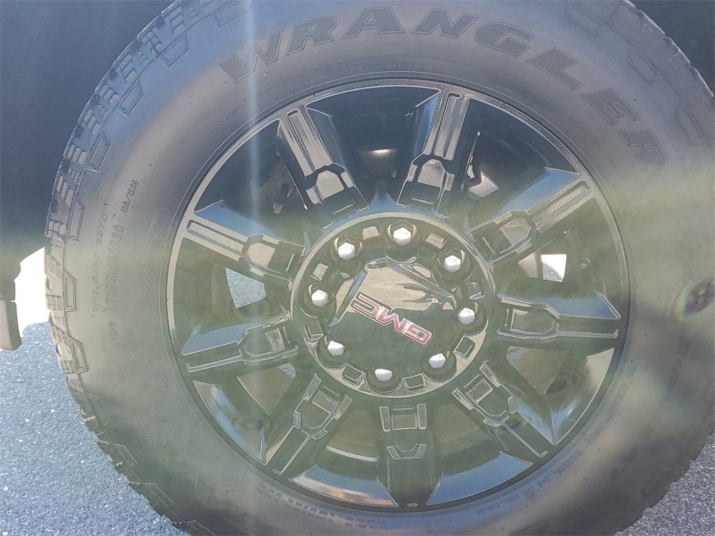 2025 GMC Sierra 3500 HD AT4