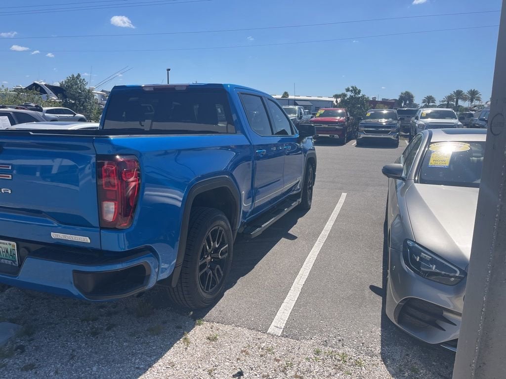 2022 GMC Sierra 1500 Elevation