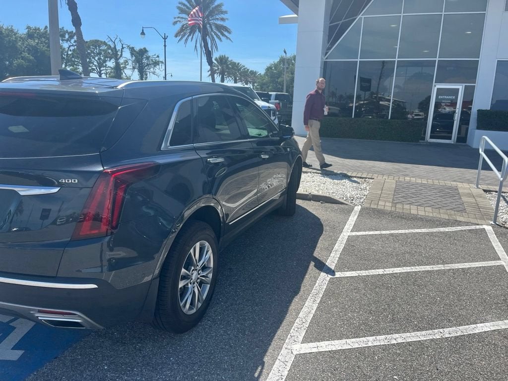 2021 Cadillac XT5 FWD Premium Luxury