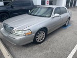 2011 Lincoln Town Car Signature Limited