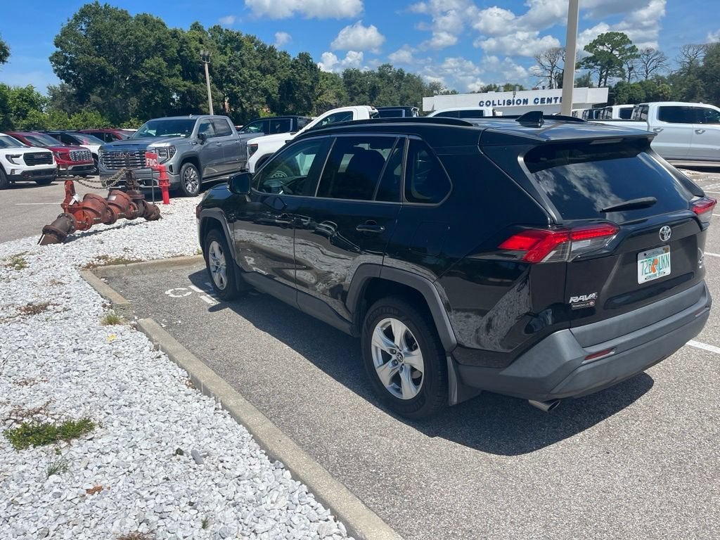 2020 Toyota RAV4 XLE