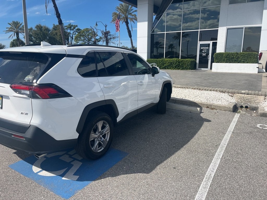 2023 Toyota RAV4 XLE