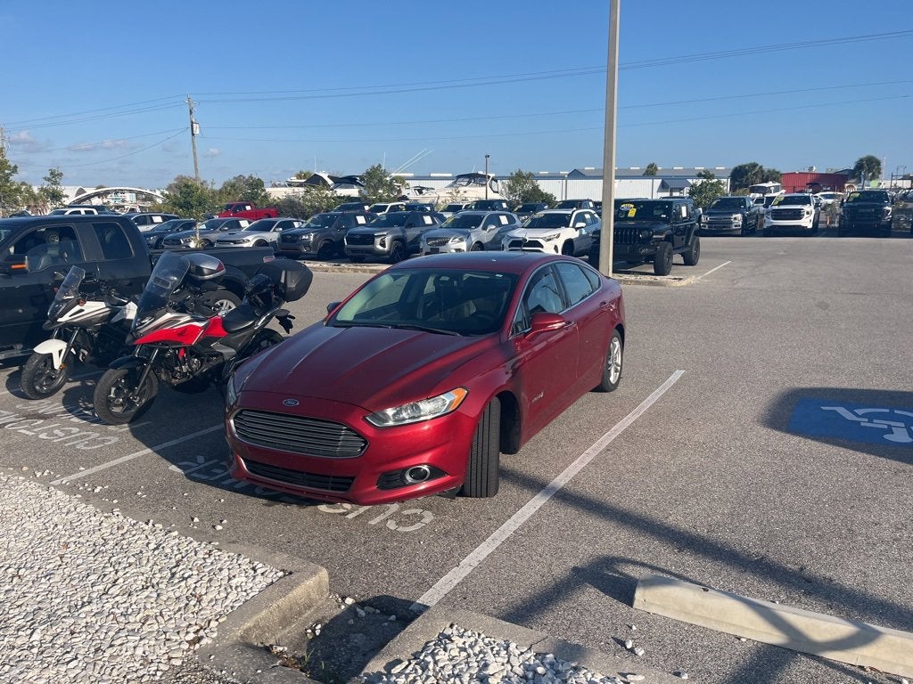 2015 Ford Fusion Titanium Hybrid