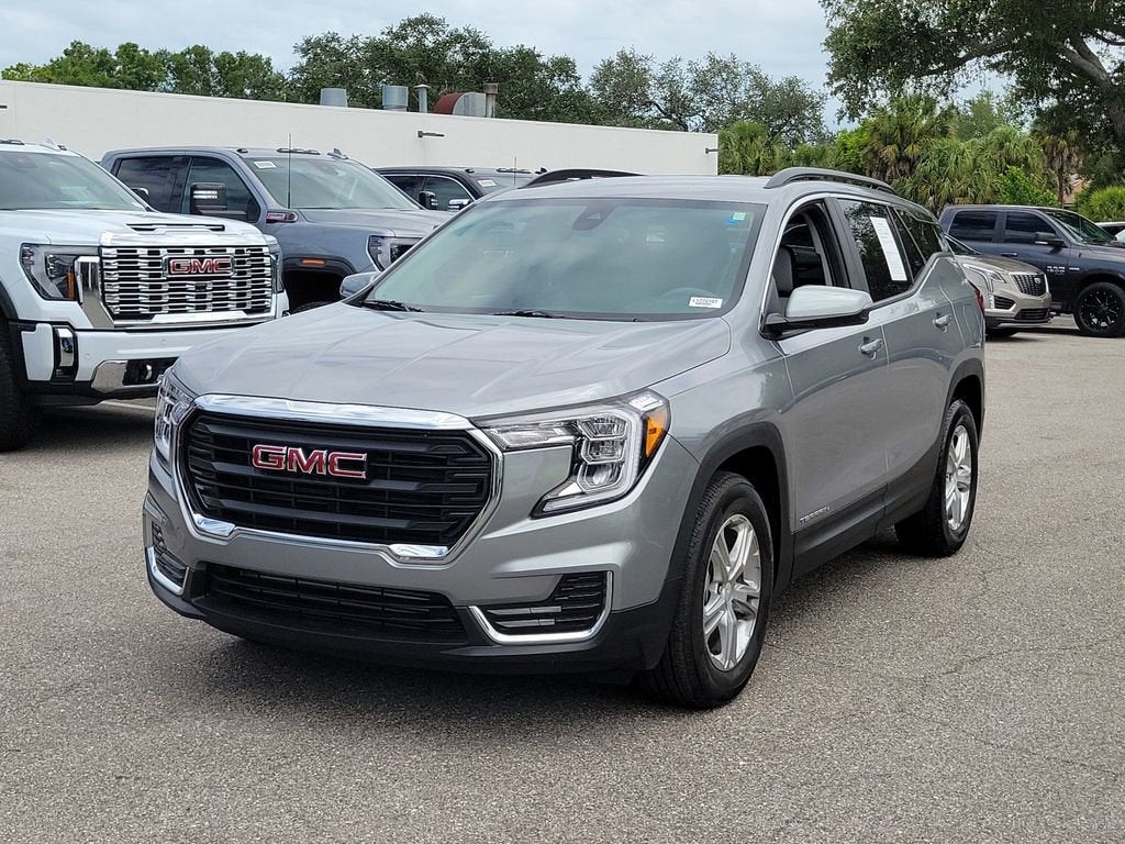 2023 GMC Terrain SLE