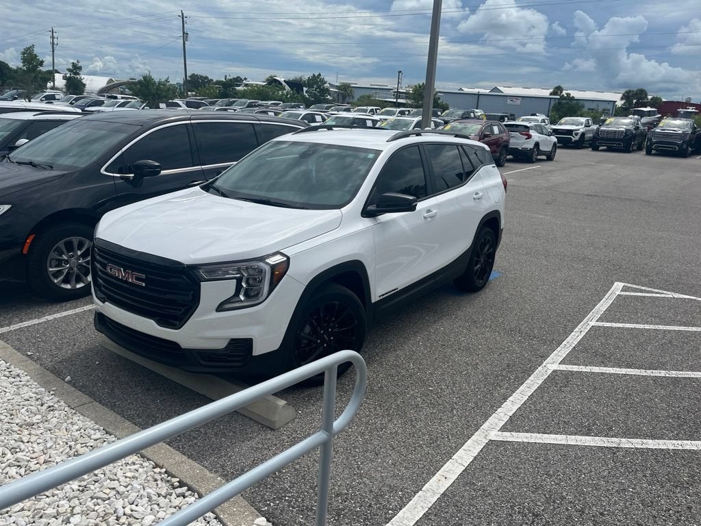 2024 GMC Terrain SLE