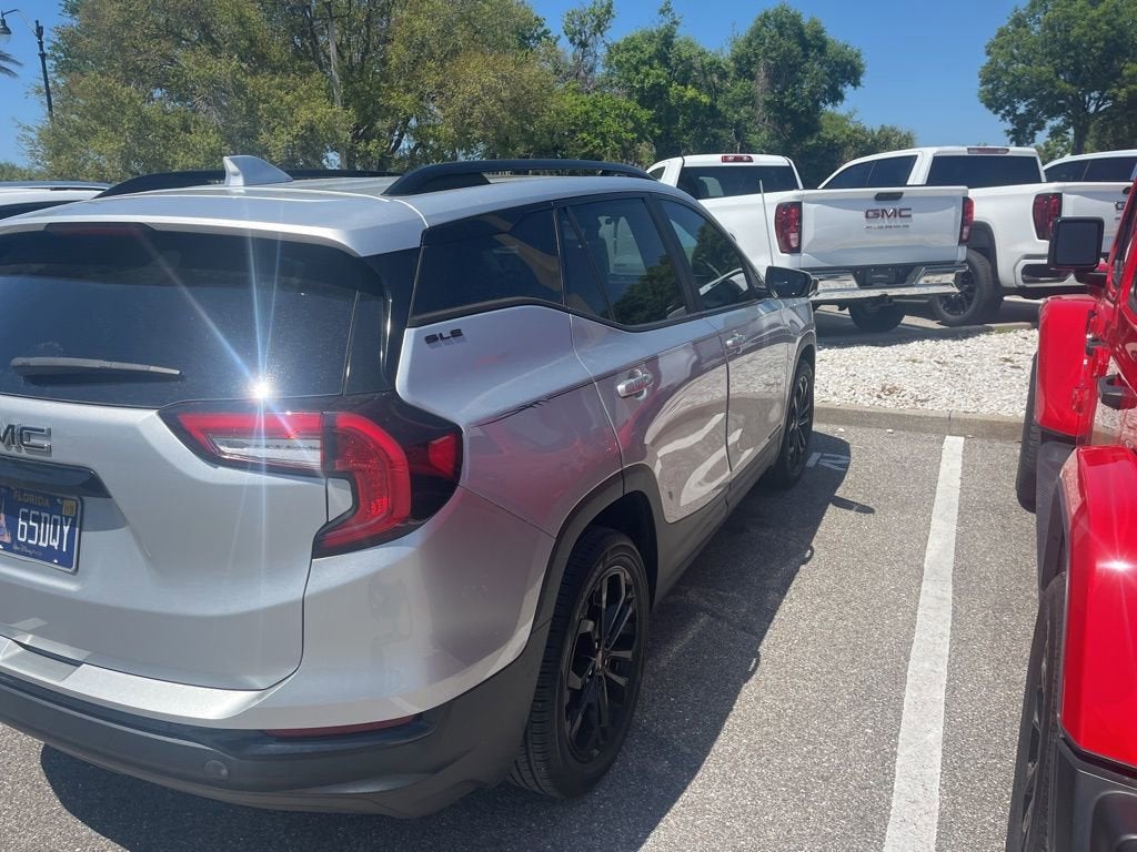 2022 GMC Terrain SLE