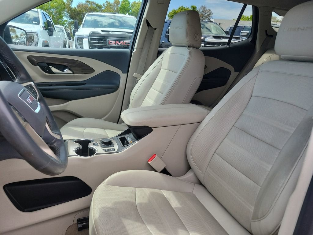 2023 GMC Terrain Denali