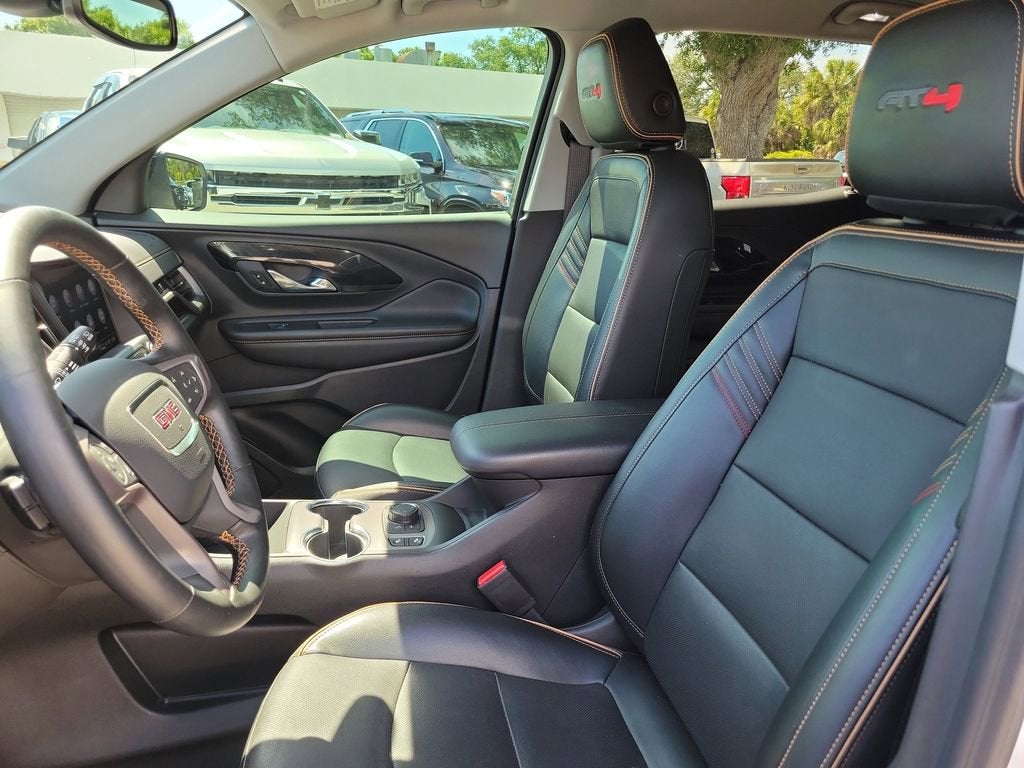 2023 GMC Terrain AT4