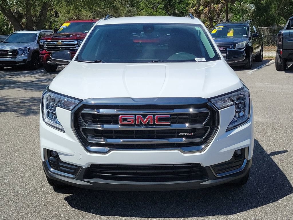2023 GMC Terrain AT4