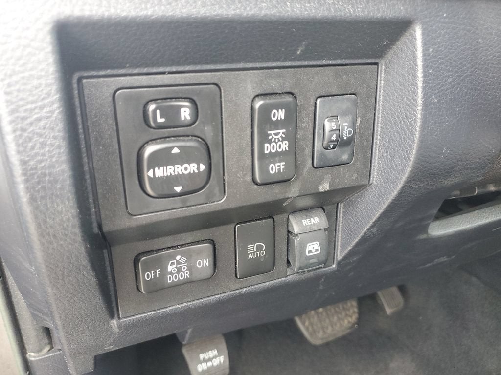 2018 Toyota Tundra Limited 5.7L V8