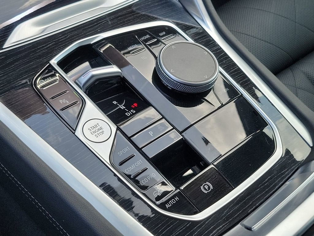 2024 BMW X6 xDrive40i