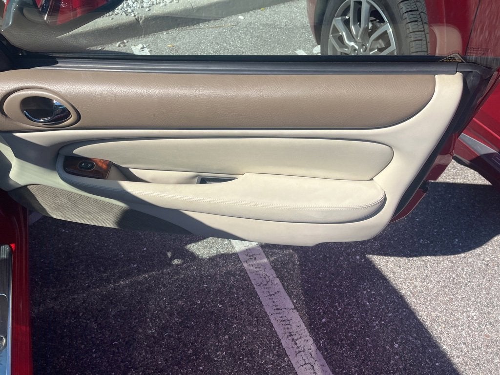 2000 Jaguar XK8 Base