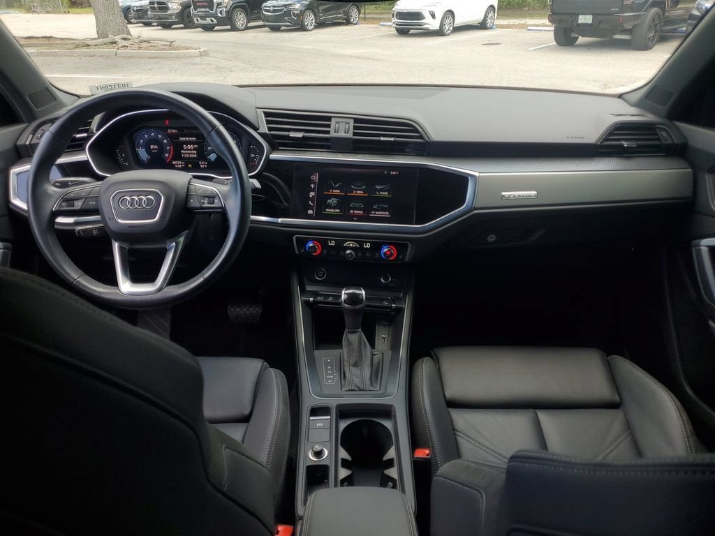2021 Audi Q3 Premium 45 TFSI S line quattro Tiptronic