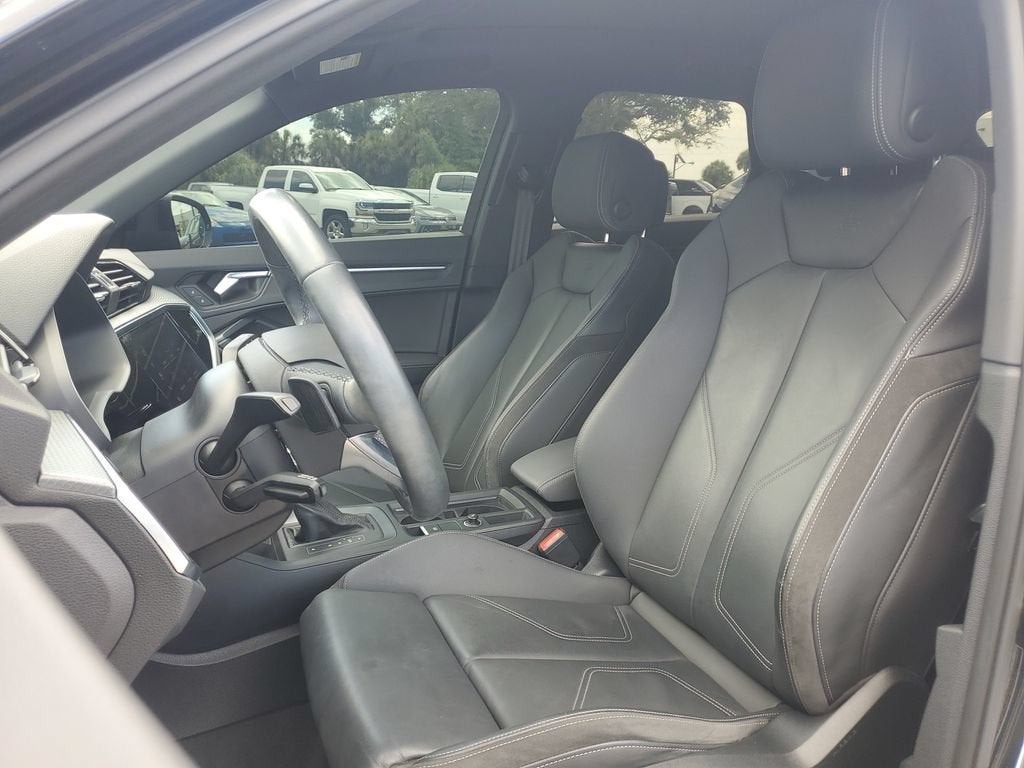 2021 Audi Q3 Premium 45 TFSI S line quattro Tiptronic