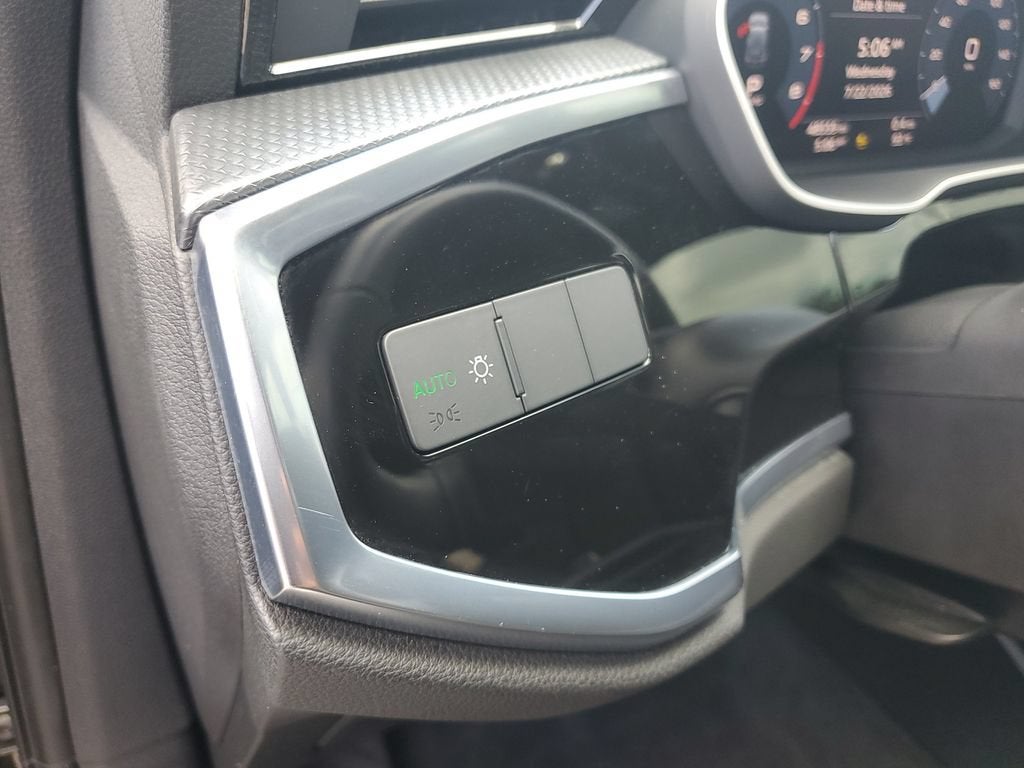 2021 Audi Q3 Premium 45 TFSI S line quattro Tiptronic