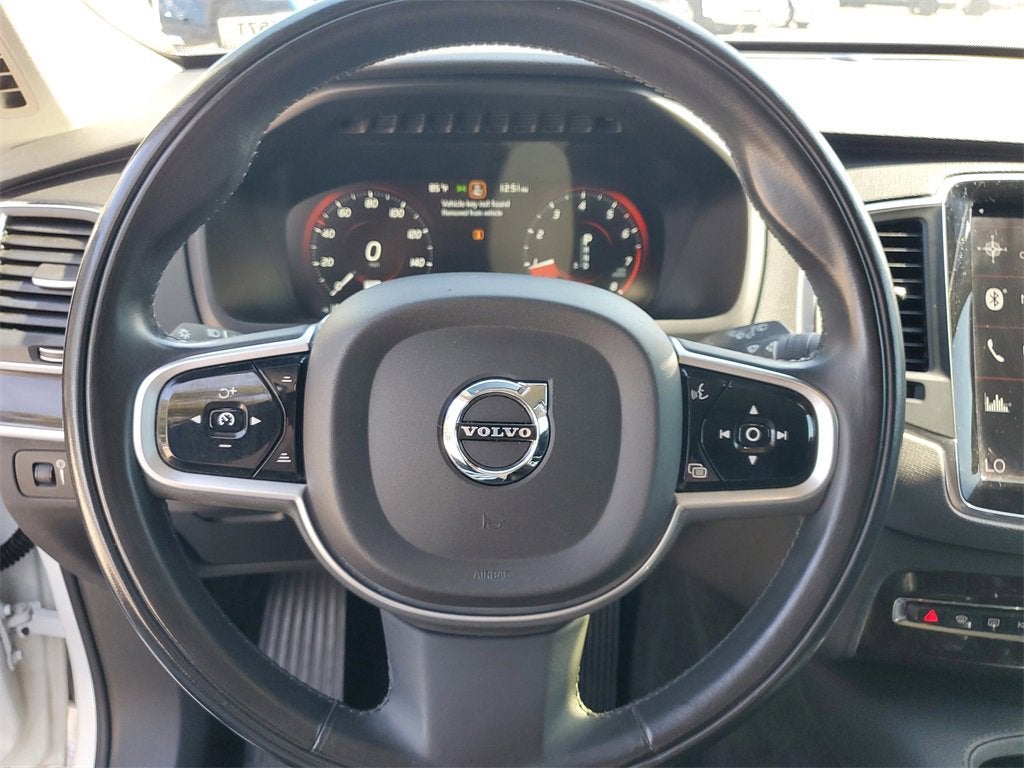 2019 Volvo XC90 Momentum