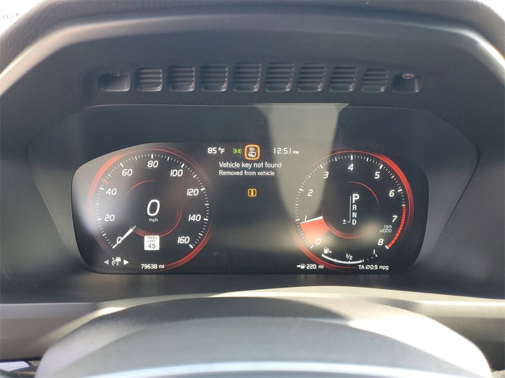 2019 Volvo XC90 Momentum