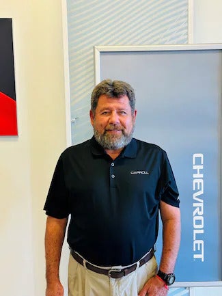 A photo of Spanish technician man is displayed.